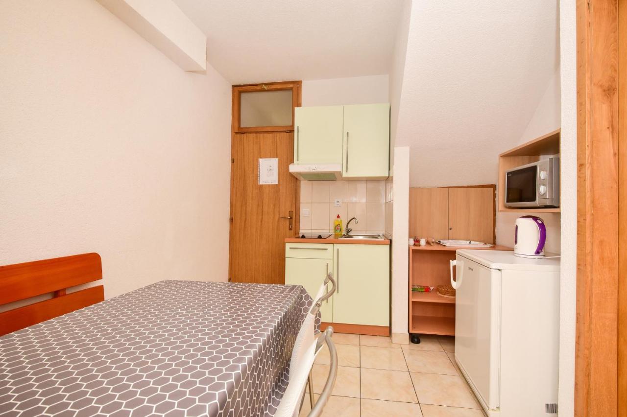 Apartmani Mate Makarska Exterior foto